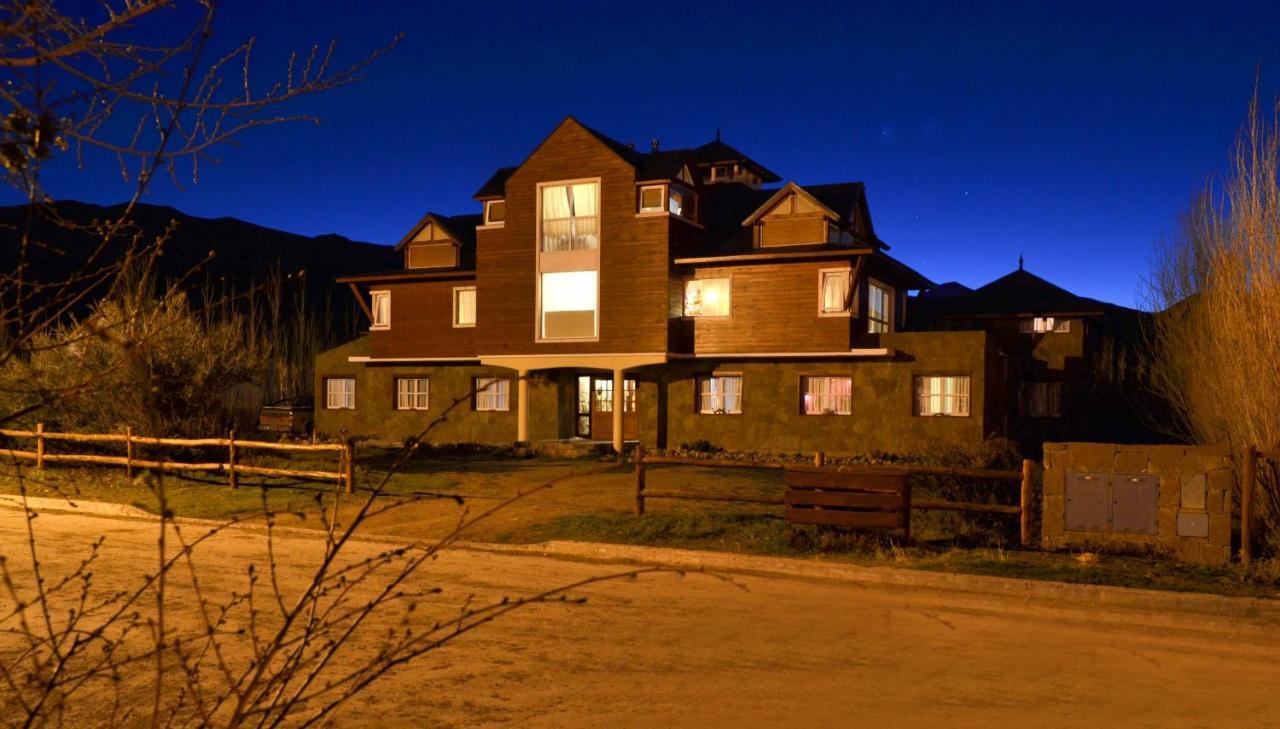 Hotel Rio Tarde Casa Patagonica Lago Posadas Esterno foto